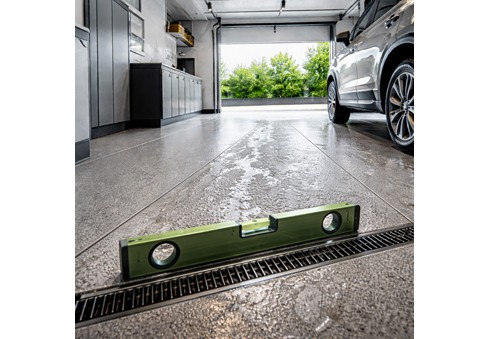 Gefälle des Bodens in der Garage – welche Größe ist richtig und warum ist es so wichtig?